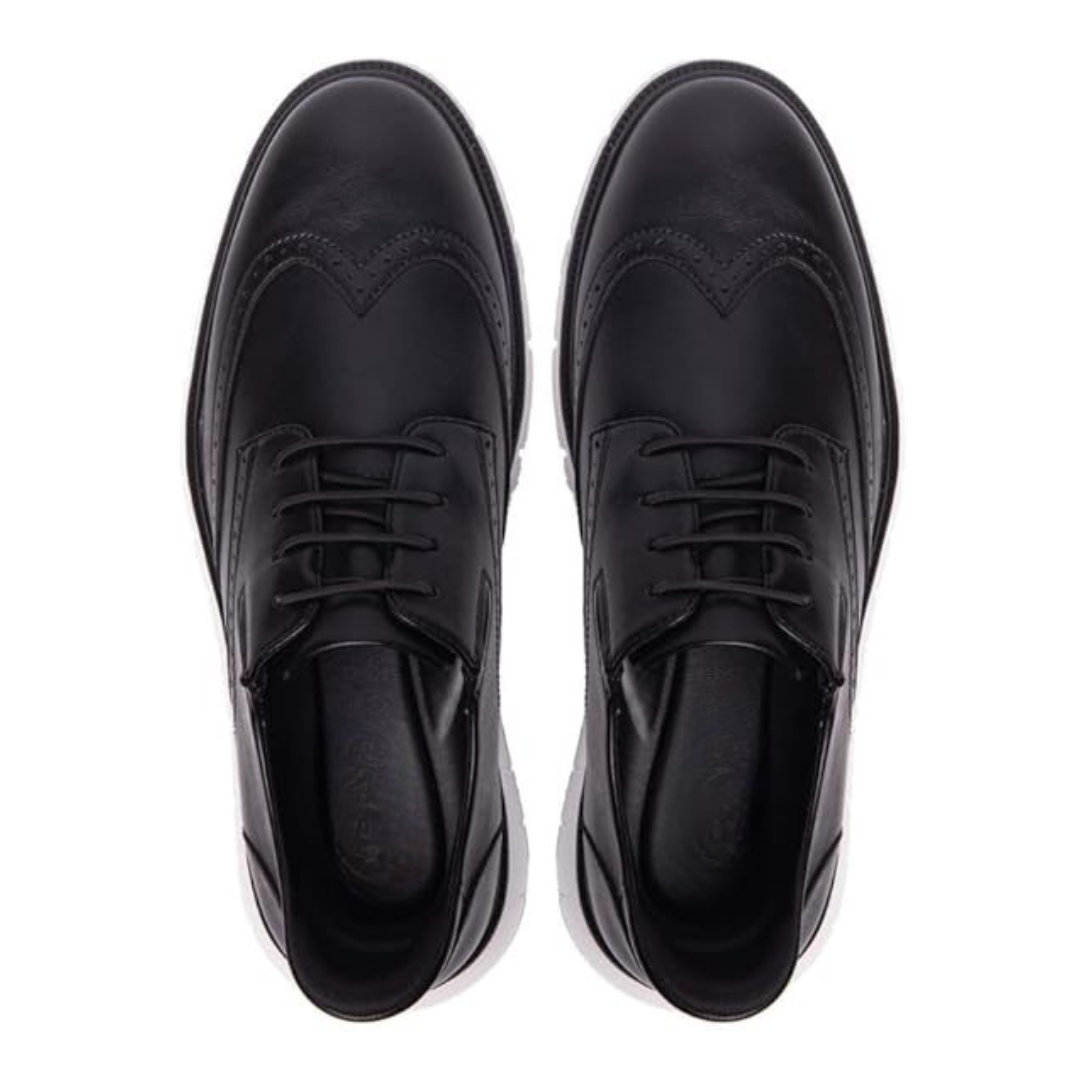 Sapatos de Couro Elegantes com Sola Antiderrapante para Homem