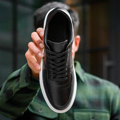 Sapatos de Estilo Clássico em Pele Italiana Macia para Homem