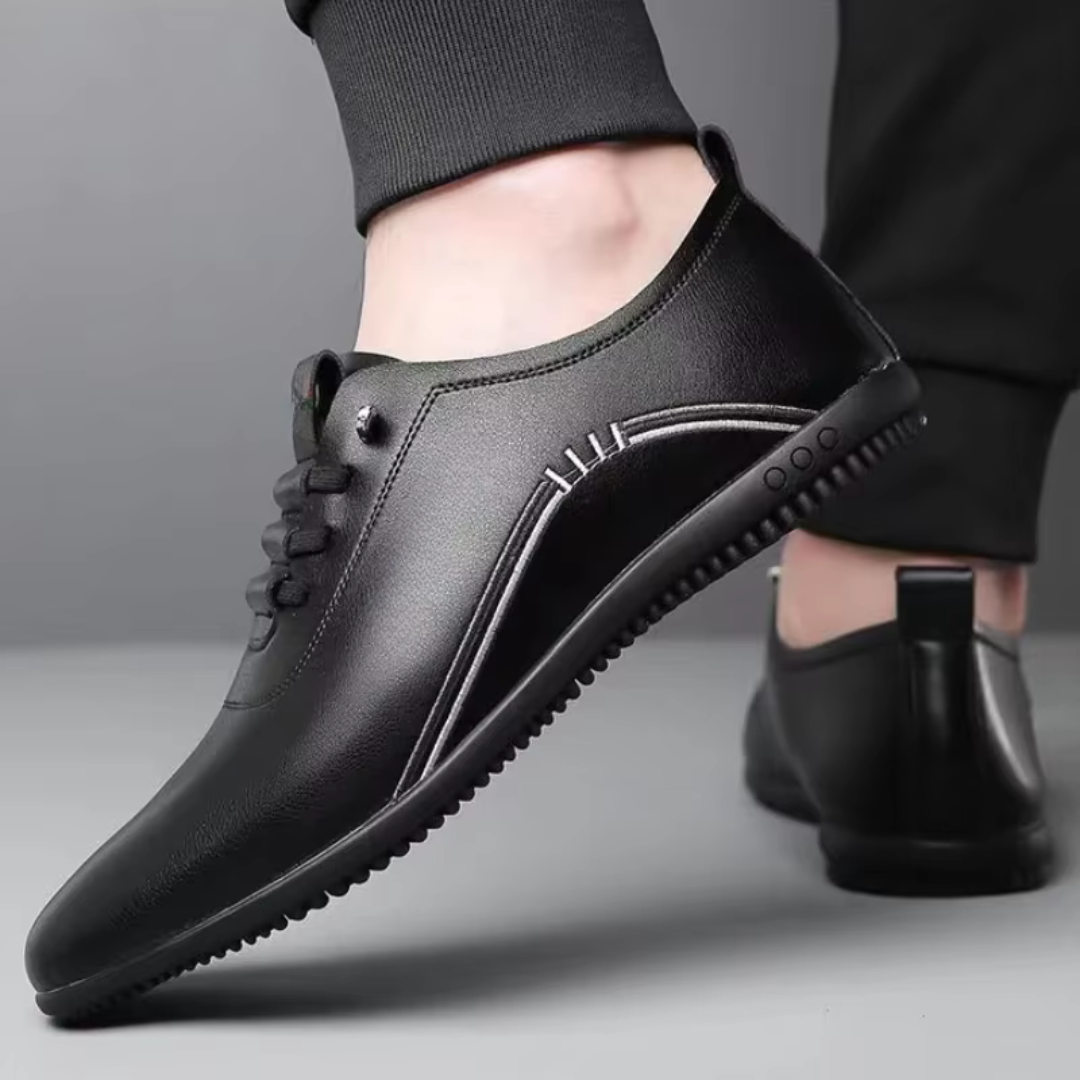 Sapatos Rasos Leves e Macios em Pele para Homem