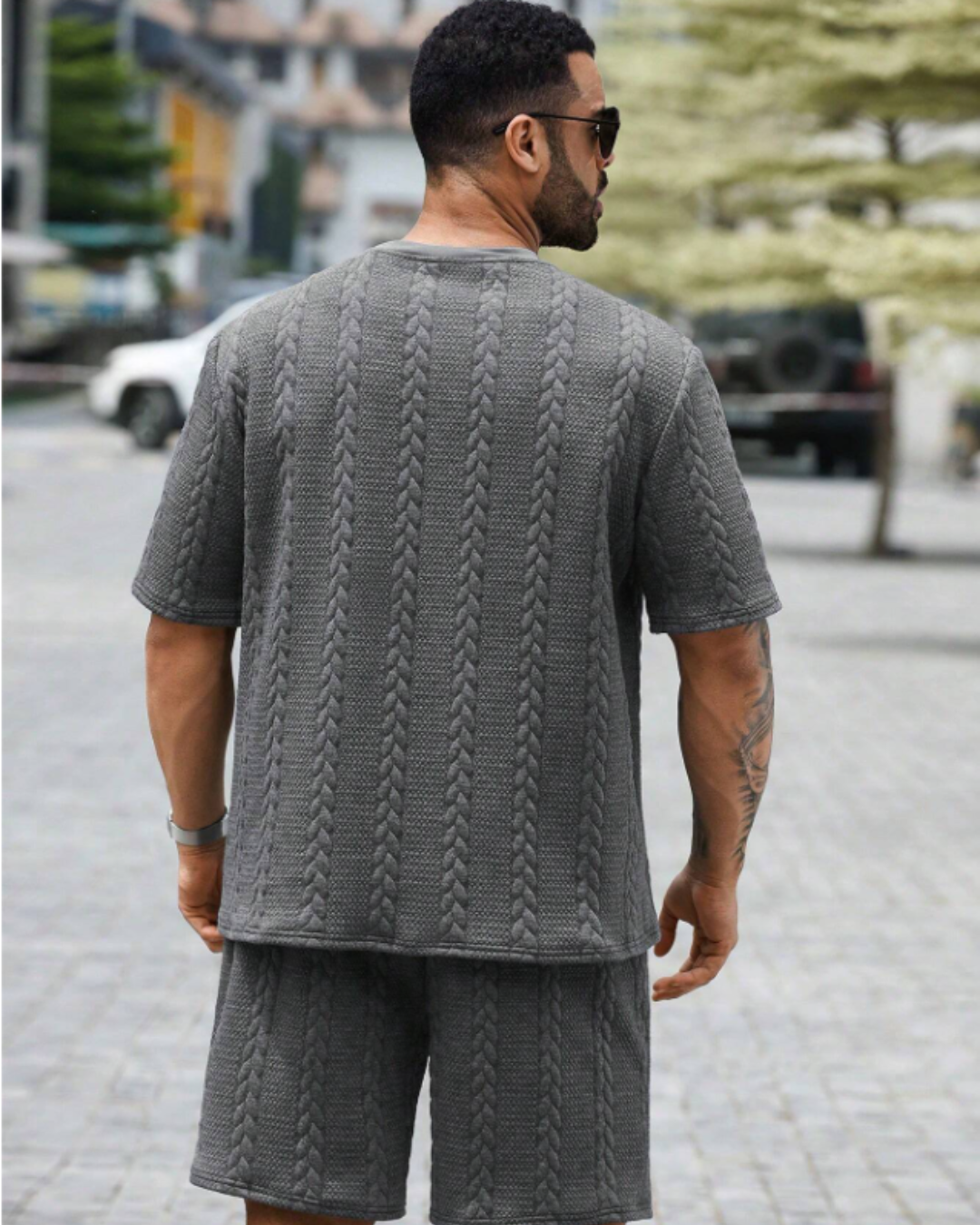 Conjunto Masculino com Textura Urbana Estilo Moderno e Confortável