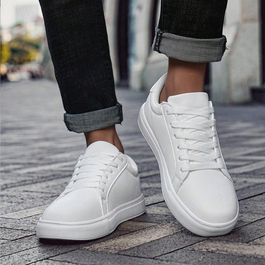 Sapatilhas Planas Brancas com Atacadores para Homem