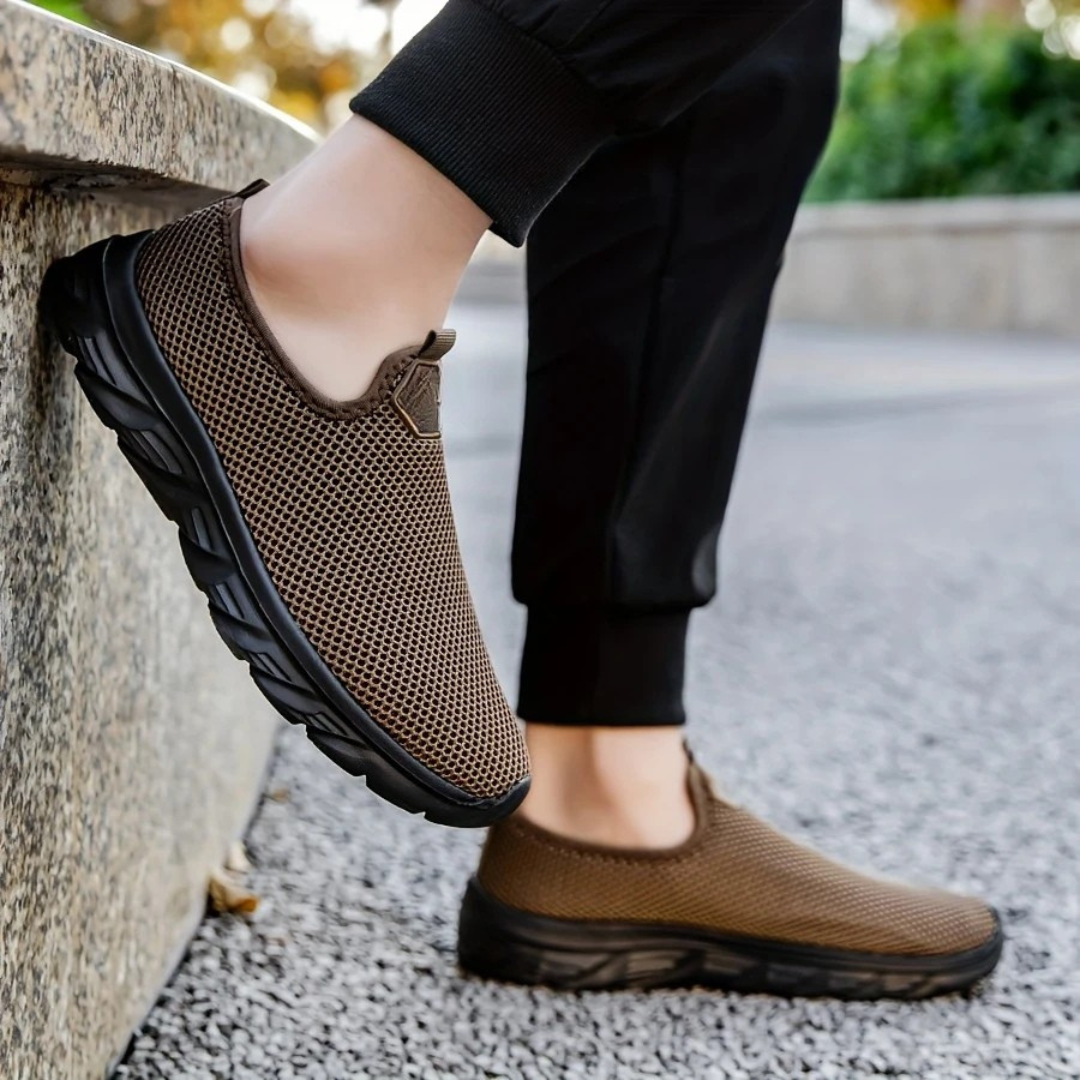 Sapatilhas con sola ergonómica e antiderrapante para homen