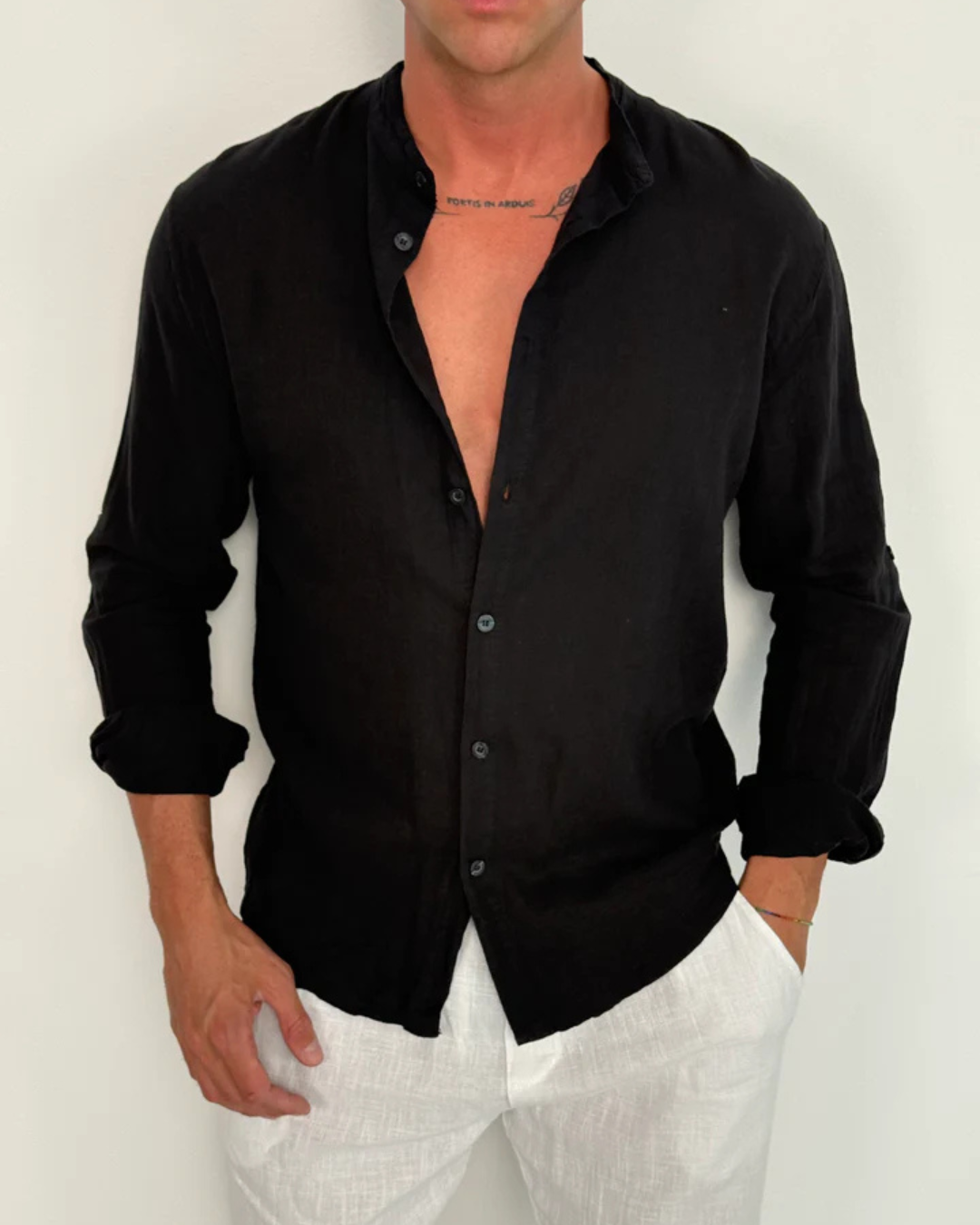 Conjunto de linho para homem com camisa de gola mao e calças jogger