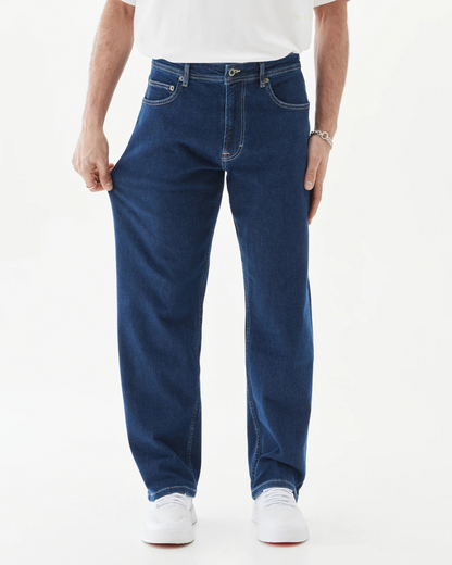 Calças de ganga clássicas de corte reto para homem