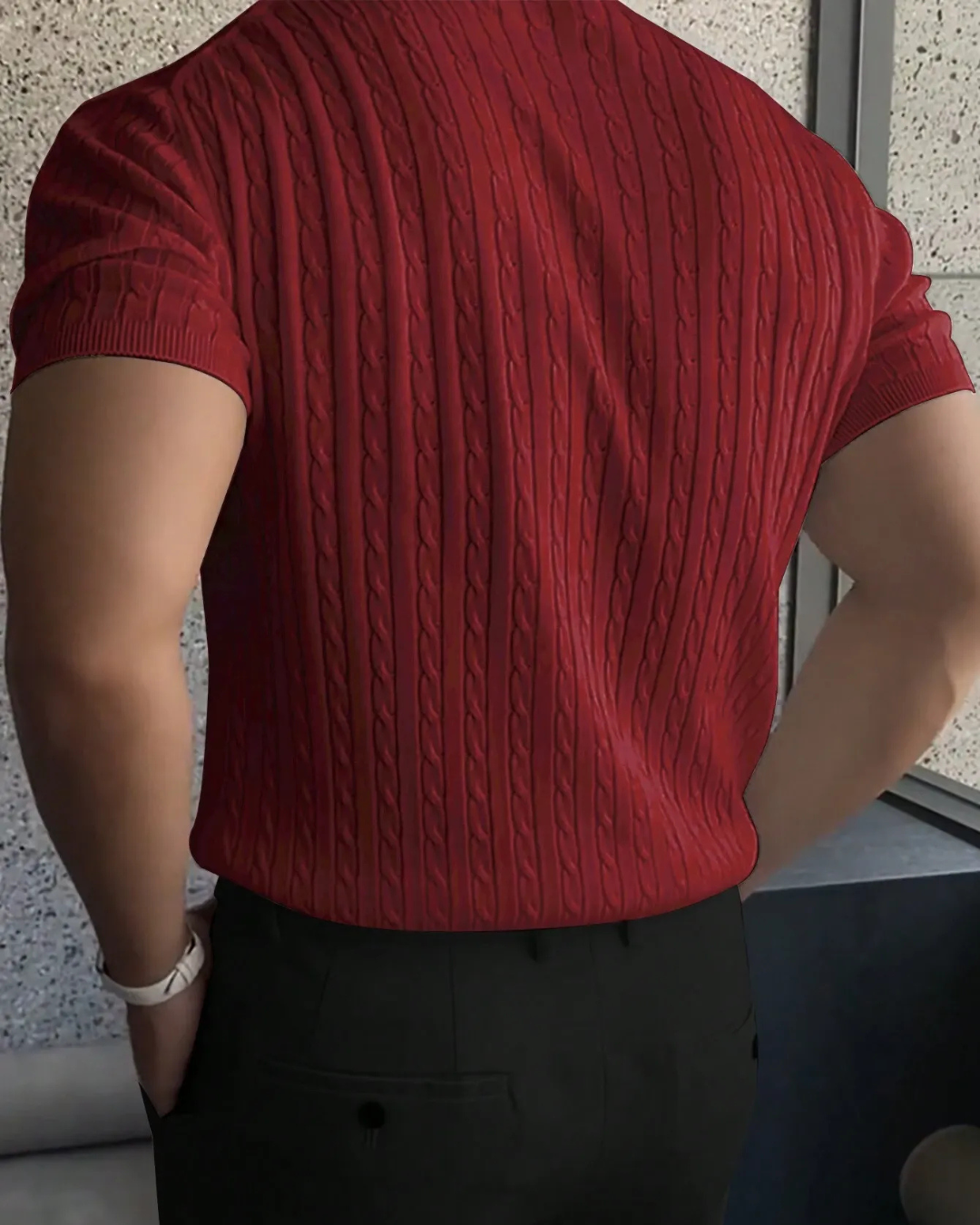 Camisa de manga curta com design respirável e estilo versátil