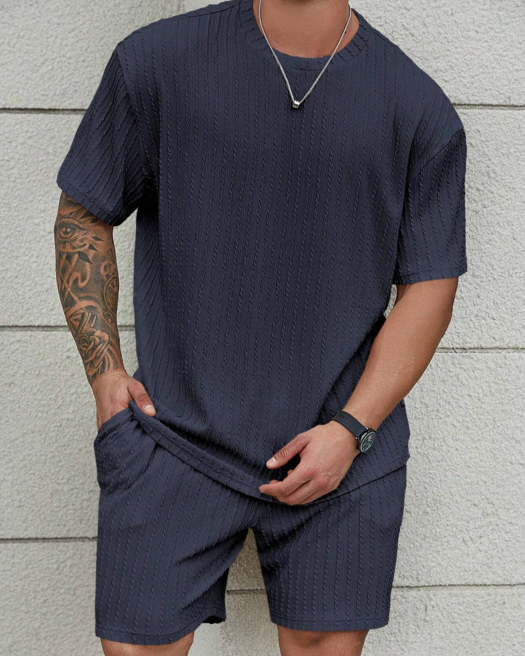 Conjunto casual de camisola de manga curta e calções para homem