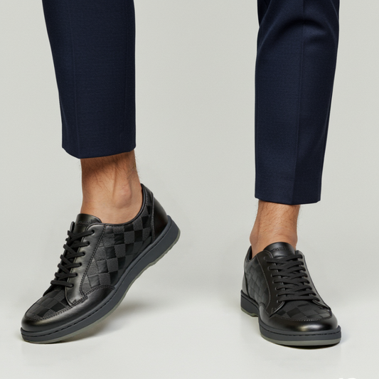 Sapatos com atacadores para homem com padrão xadrez